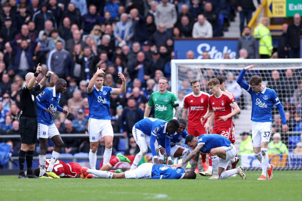 比賽中多次 比賽中多次