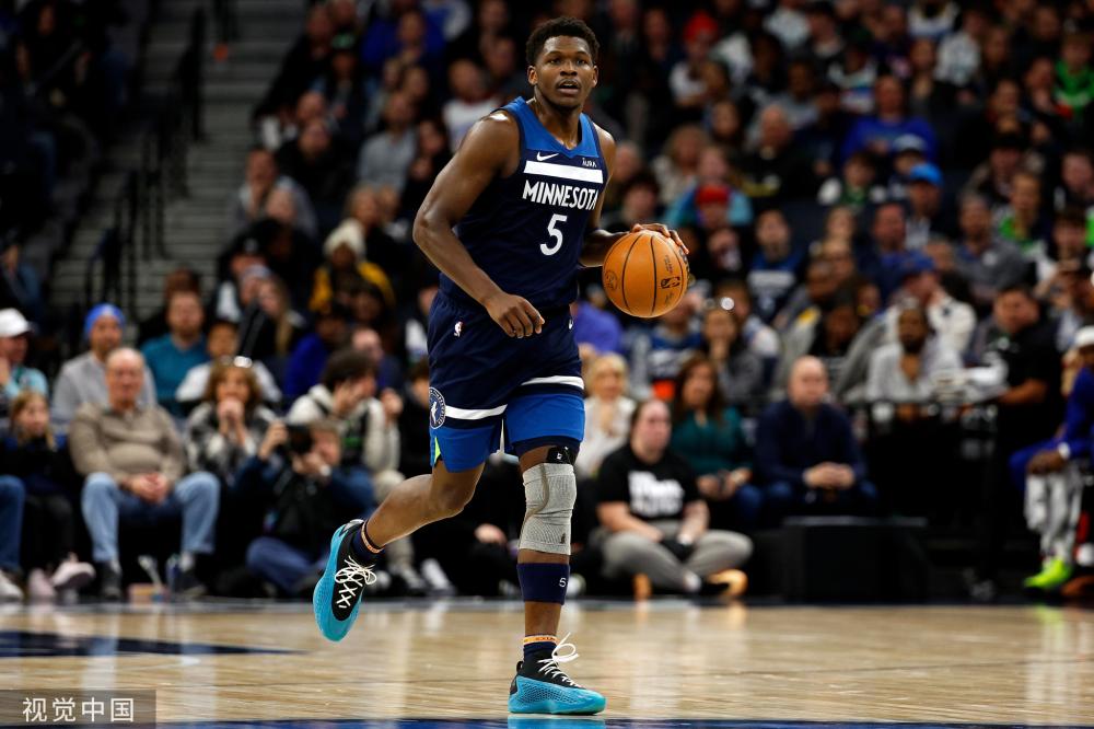 他曾执教博 他曾执教博