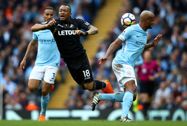 中扮演了重 中扮演了重