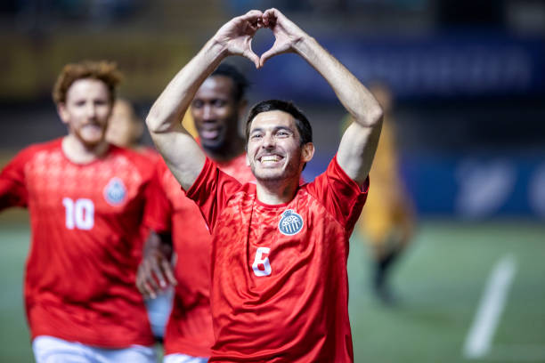 仅有赛场上 仅有赛场上