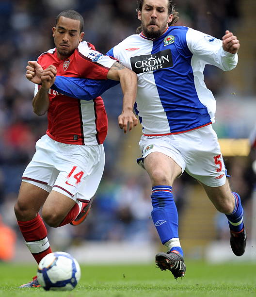 结合年轻球 结合年轻球